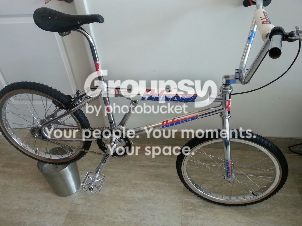 Repop 1987 Robinson Pro White BMX Pad Set - Frame, Handlebar & Stem Pads For Old School BMX Bikes